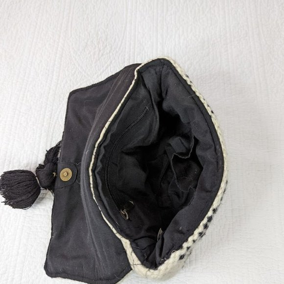 Boho Geometric Print Clutch - Picture 4 of 7